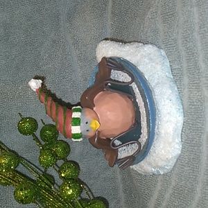 RUSS "Tweet along with me. Snowbird on ice..." #16694